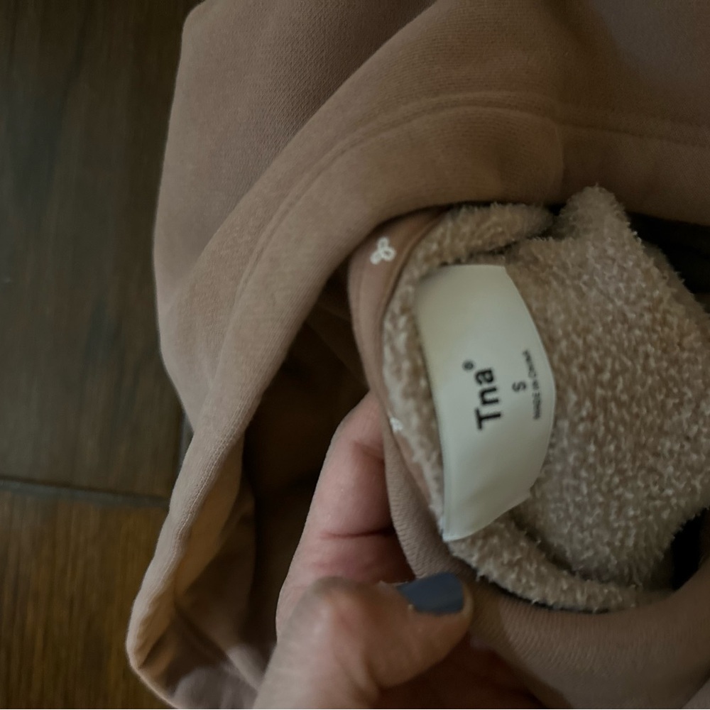 TNA Aritizia Sweatshirt Sz M